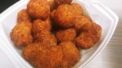 Philly's Best Pizza And Kitchen