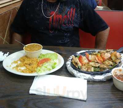 La Esquinita Mexican Restaurant