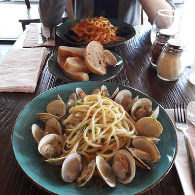 Nandos Pizza & Grill Chicken