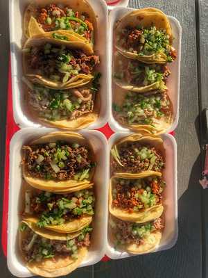 Daniels Tacos