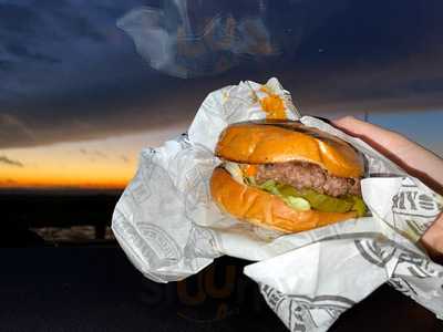 My House Burgers & Shakes