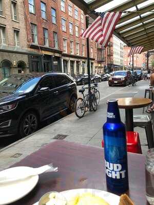 Dorlan's Tavern & Oyster Bar