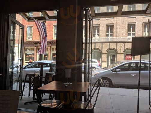 Dorlan's Tavern & Oyster Bar