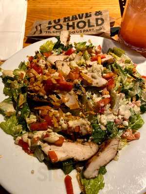 Gold Finger's Iii Bar & Grill