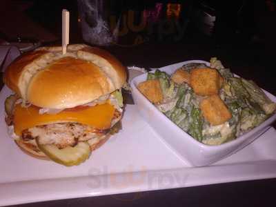 Red Robin Gourmet Burgers