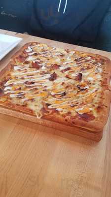 Santucci's Original Square Pizza