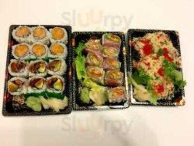 Sumo Sushi & Hibachi