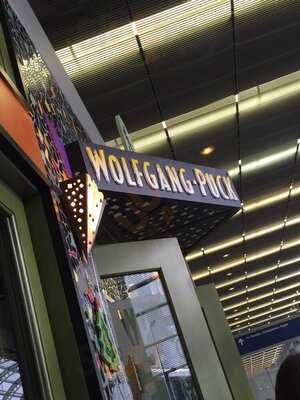 Wolfgang Puck Express