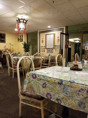 Hunan Empire Restaurant