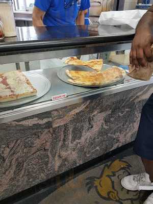 Dougie's Jamaican Cuisine