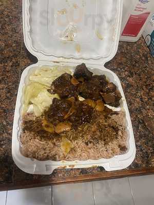 Dougie's Jamaican Cuisine