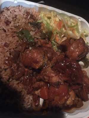 Dougie's Jamaican Cuisine