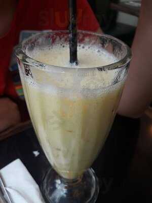 Gracie's Corner Diner