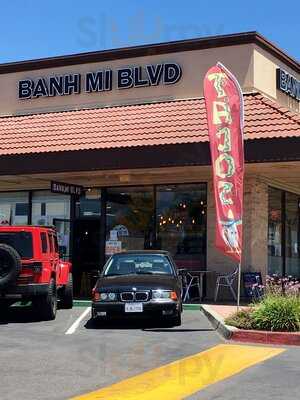 Banh Mi Blvd
