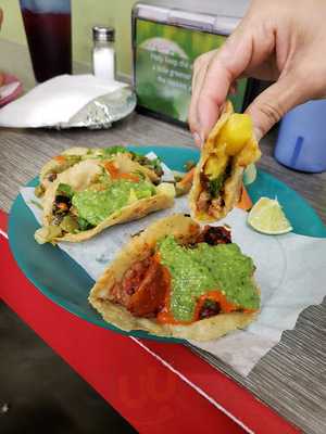 Carmelos Tacos