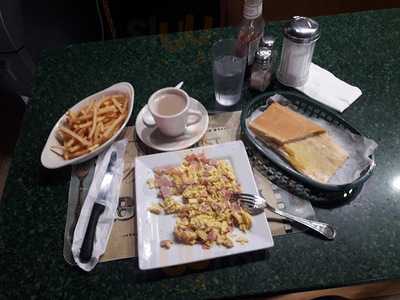 El Oso Blanco Cafeteria