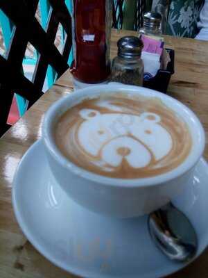 B'koah Cafe & Bakery