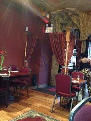 Mezini Restaurant & Raw Bar