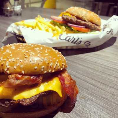 Carl's Jr.