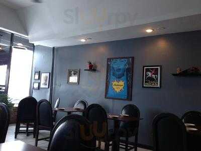 4 Suyos Peruvian Cuisine