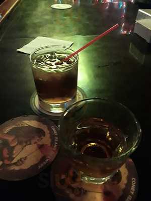 Tip Top Bar And Grill