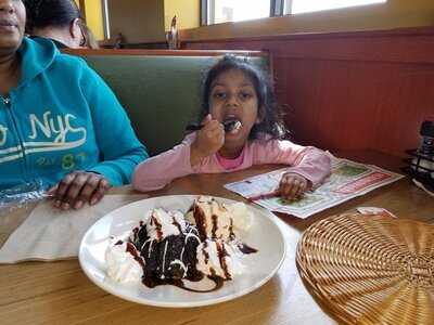 Applebee's Grill + Bar