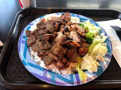 Bernies Deli & Grocery