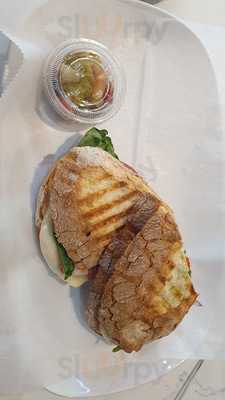 Brew Brew Coffee Lounge