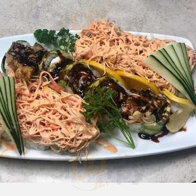 Throwbacks Wings & Sliders