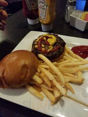 Distill - A Local Bar