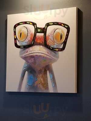 Distill - A Local Bar