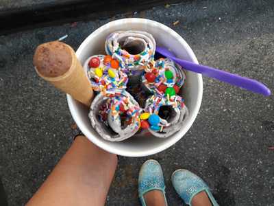 Swirl Fun Frozen Yogurt