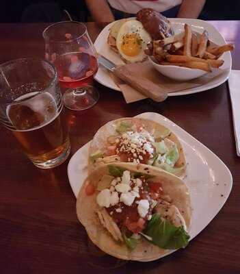 Sedgwick's Bar & Grill