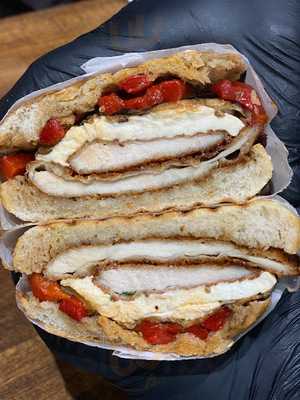 433 Graham Avenue Deli