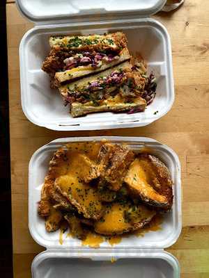 Hippies Chicken & Waffles