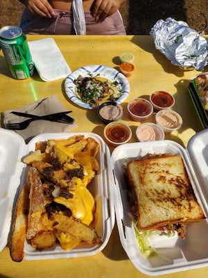 Hippies Chicken & Waffles