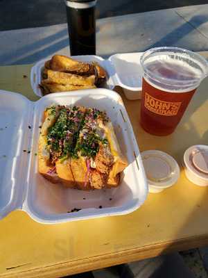 Hippies Chicken & Waffles