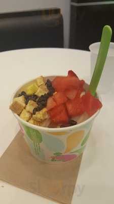 Yogurtland