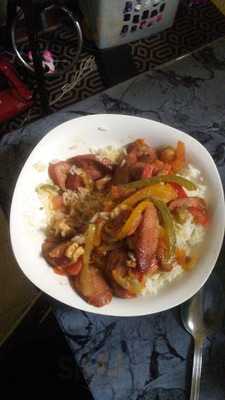 Vee-vee's African Restaurant