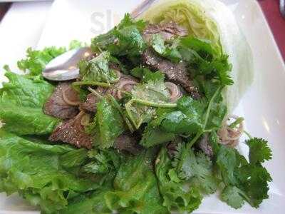 Manee Thai Restaurant