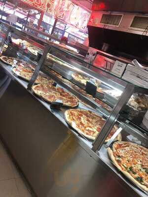 Famous Original Ray's Pizza