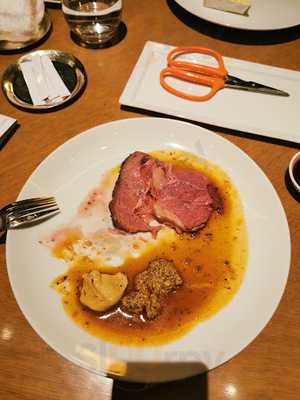 The Grand Cafe American Restaurant And Bar