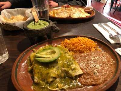 Don Chuys Mexi-mercado