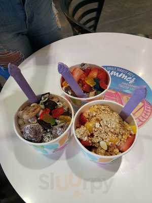Yogurtland