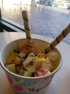 Yogurtland