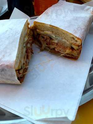 B-mo's Sandwich Shop