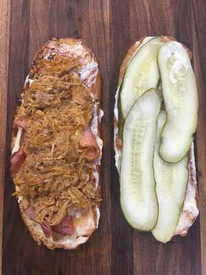 B-mo's Sandwich Shop