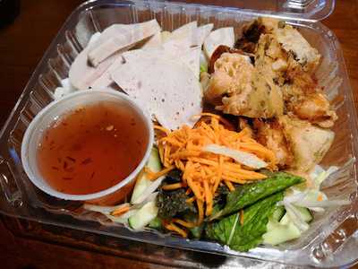 Que Huang Vietnamese Deli