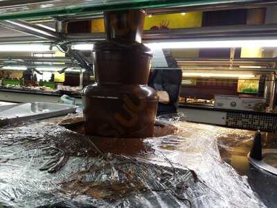 Hibachi Grill Supreme Buffet