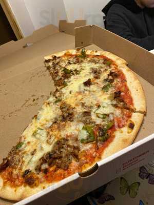 Leandro's Pizza House